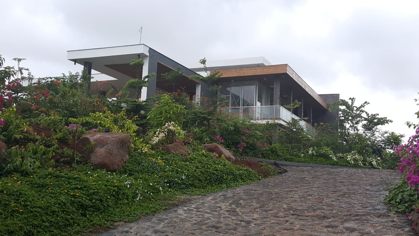 Villa Pawna view 1