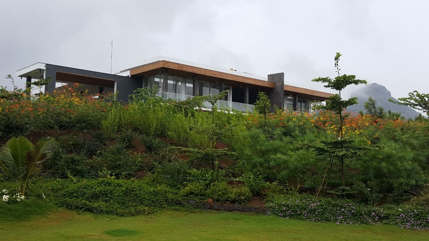 Villa Pawna view 3
